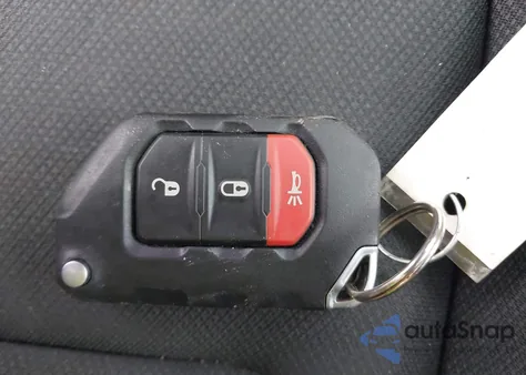 2021 Jeep Wrangler Unlimited Sport S 4X4 z USA, uszkodzony, nr VIN 1C4HJXDM1MW546749